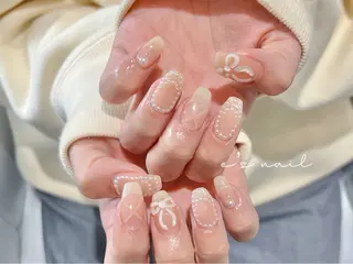 ネイル e’s nail Lumièreのネイルデザイン