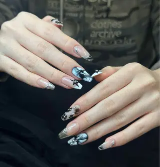 ネイル Iconic Nailのネイルデザイン