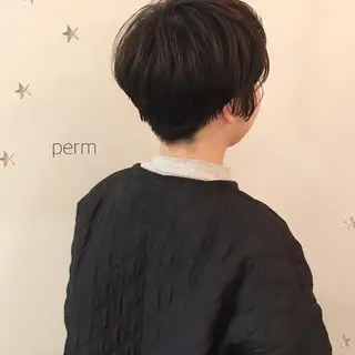 ショート パーマ 市川 千夏のヘアスタイル