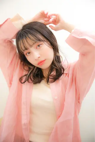 セミロング カラー ✨カラー支持No.1 🧸ワキ カナコ🧸のヘアスタイル
