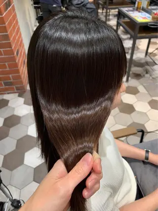 ロング 髪質改善、縮毛矯正 Core梅田茶屋町店のヘアスタイル