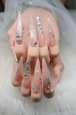 ネイル Lee Nails チップ長さだし専門店のネイルデザイン