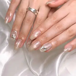 ネイル エルバイノリコ🎀 堅田パラジェル取扱店のネイルデザイン