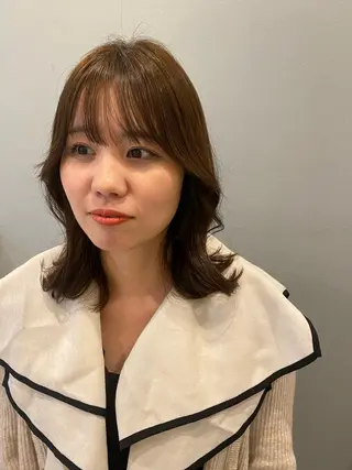 ミディアム カラー 似合う髪型見つけます AYAKAのヘアスタイル