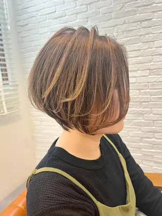 ショート 襟足でお悩みの方✂︎ くびれ職人ハシモトのヘアスタイル