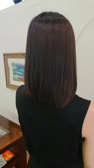 ミディアム カラー 山口 彩海のヘアスタイル