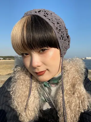 ショート カラー まるやま ひなこ/艶髪カラーのヘアスタイル