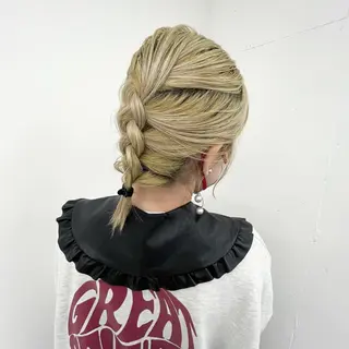ミディアム ヘアアレンジ 🫧‪Ameri🫧 Emma ecoleのヘアスタイル