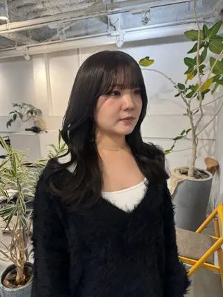 セミロング 新宿/顔周りカット +レイヤー=しずく♩のヘアスタイル