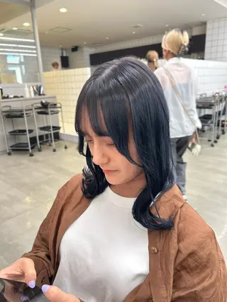 ミディアム カラー パーマ ヘアアレンジ メンズ キッズ ネイル マツエク・マツパ アイブロウ 🦋縮毛/韓国レイヤ ー/透明感カラー🦋のヘアスタイル