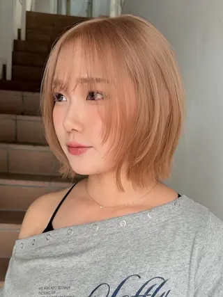 ショート カラー ハッシュカット&艶々 ハイトーン/ミワのヘアスタイル