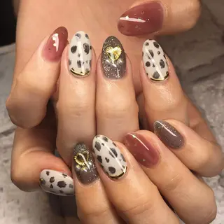 ネイル 里見 麗のネイルデザイン