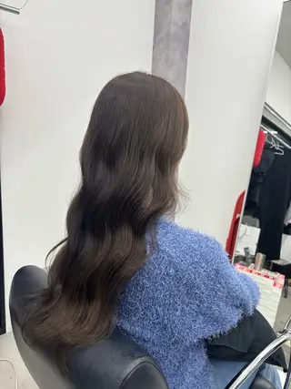 ロング カラー MEMENTO YUZUのヘアスタイル