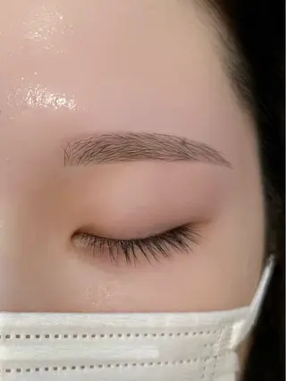 アイブロウ 🫧持ち重視エクステ /あかね/束感🫧のマツエク・マツパデザイン