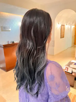 ロング カラー 迫田 ゆりのヘアスタイル