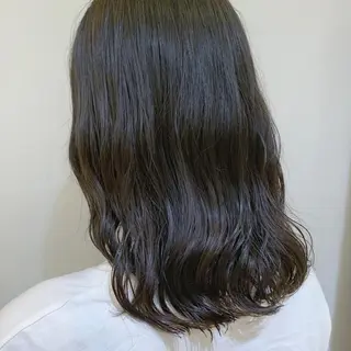 ミディアム カラー パーマ ヘアアレンジ 松田 亮葉のヘアスタイル