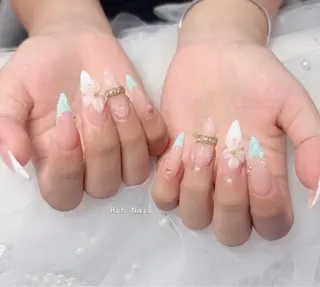 ネイル HIN NAILのネイルデザイン