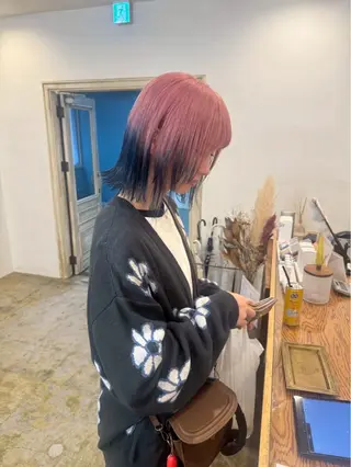 ミディアム miyu ブリーチ特化美容師のヘアスタイル