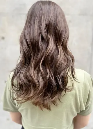 ロング レイヤーカット 赤み消し　店長/大和のヘアスタイル