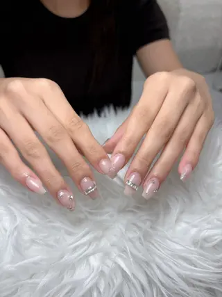 セミロング NENENAIL 【シヨン】のネイルデザイン