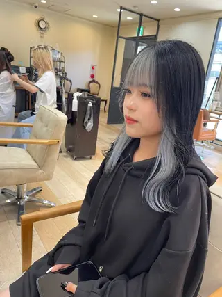 セミロング カラー 松尾 遥花のヘアスタイル