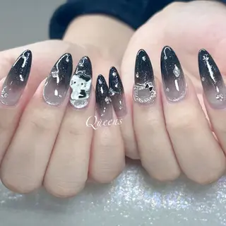 ネイル Queens テイのネイルデザイン