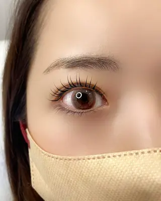 マツエク・マツパ スズカ|まつ毛眉毛 モチの良いマツエクのマツエク・マツパデザイン