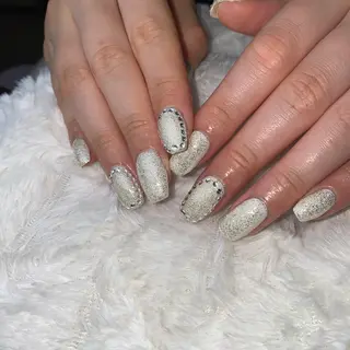 ショート coconoix 🍊mizukiのネイルデザイン