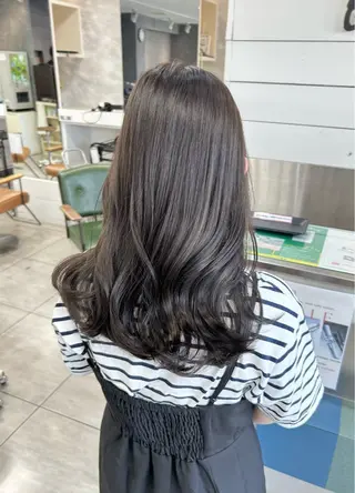 セミロング レイヤー/艶髪カラー 森本くるみのヘアスタイル