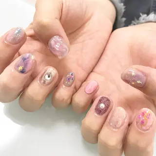 ネイル 板垣 綾乃のネイルデザイン