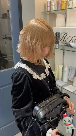 ショート Karin／ レイヤーブリーチ🥀のヘアスタイル
