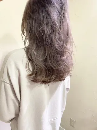 セミロング カラー AIRI🦋ブリーチ /レイヤー🦋のヘアスタイル