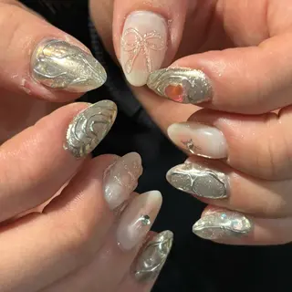 ネイル 🪐富島彩夏 /海外nail🪐のネイルデザイン