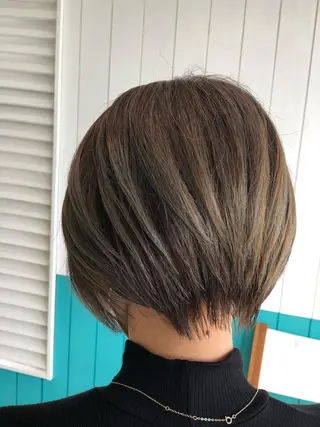 ショート カラー Snaly カラー特化ページのヘアスタイル