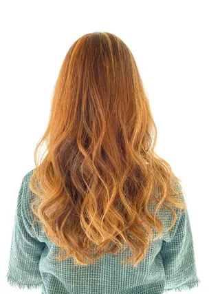 ロング カラー 俵石 梨沙のヘアスタイル