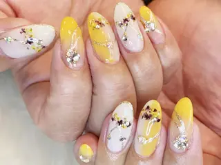 ネイル Yuika. hのネイルデザイン