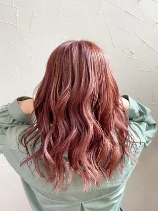 ロング カラー Berry Berryのヘアスタイル