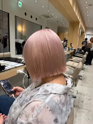 ショート カラー ホワイトカラー☁️/ Yuya/ハイトーンのヘアスタイル