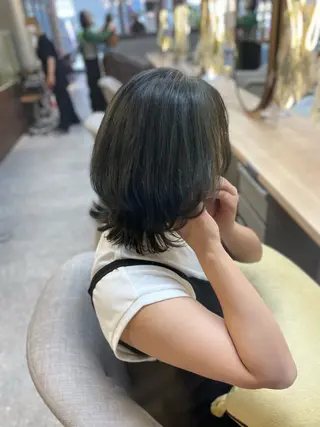 ミディアム MATISSE藤崎 渕上 ジュビアイのヘアスタイル
