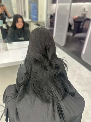 カラー 夏のトレンドヘア🤍 BABY上野のヘアスタイル