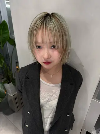 ショート カラー 一戸 拓斗のヘアスタイル