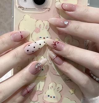 ネイル エリ🫧 nail池袋東口のネイルデザイン