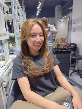 ロング 恵比寿韓国レイヤー× 艶透明感カラー大場のヘアスタイル