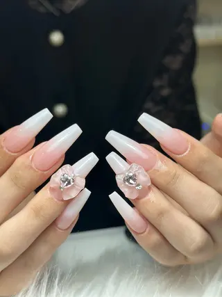 ネイル CoMo Nailのネイルデザイン