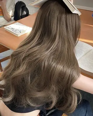 セミロング カラー 【垢抜けカラー/ 縮毛矯正】Taikiのヘアスタイル
