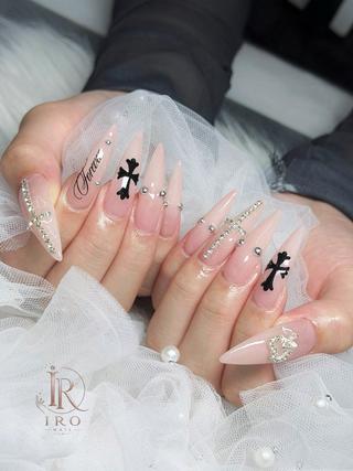 ネイル IRO FUNABASHIのネイルデザイン