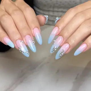 ネイル mau🩵 堺筋本町nailのネイルデザイン