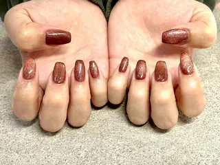 ネイル Apri  Lush 大金のネイルデザイン