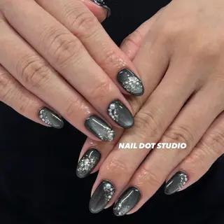ネイル NAILDOTSTU DIO SEINAのネイルデザイン