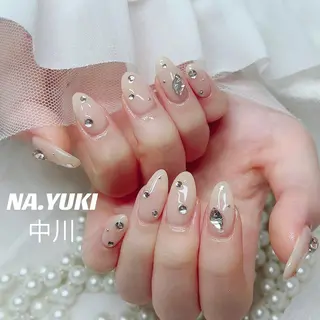 ネイル 🦋 Queenieのネイルデザイン